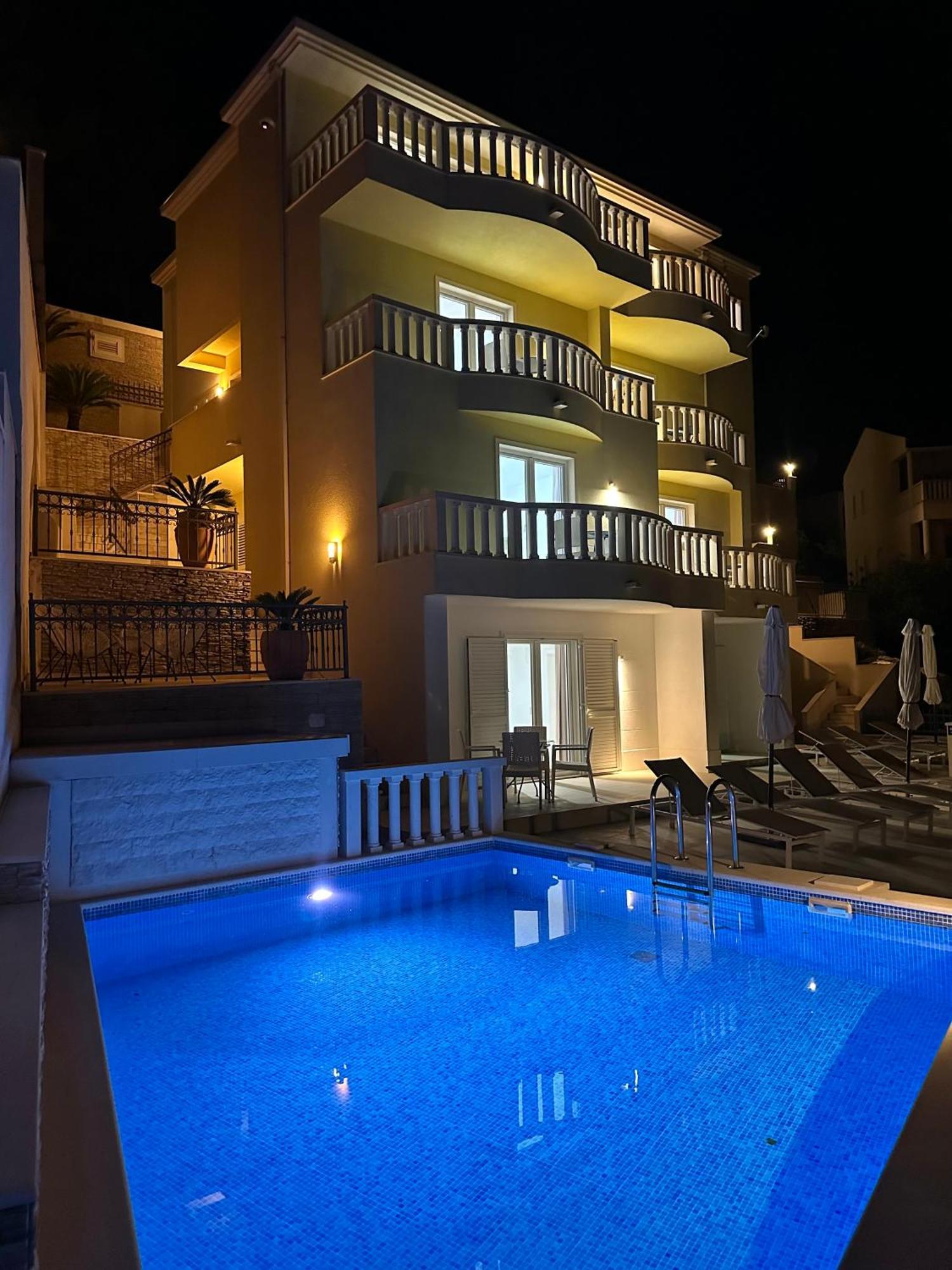 Apartments - Villa Sabrina Брела Экстерьер фото